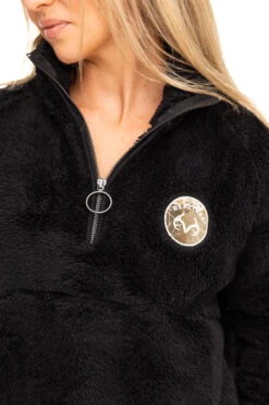Realtree Women's Jolene Black Sherpa 1/4 Zip Pullover 10 Realtree Women's Jolene Black Sherpa 1/4 Zip Pullover -Richardson US Shop C30384 BK LOGO MODEL 44941.1693238223