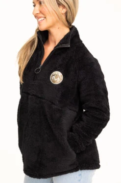 Realtree Women's Jolene Black Sherpa 1/4 Zip Pullover 9 Realtree Women's Jolene Black Sherpa 1/4 Zip Pullover -Richardson US Shop C30384 BK POCKETS 78844.1693238223