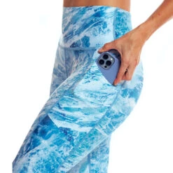 Realtree Women's 7/8 Leggings With Cell Pockets | Aspect -Richardson US Shop CellPhone BL 28640.1688074152