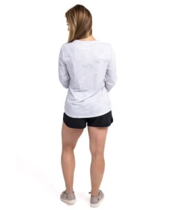 Realtree Women's RTF White Long Sleeve Performance Shirt | Aspect -Richardson US Shop RT Fish Womens White 880x10805 88965.1682544076