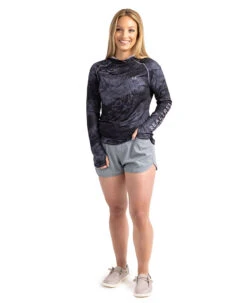 Realtree Fishing Hooded Long Sleeve Performance Women's Black Raglan Shirt | WAV3